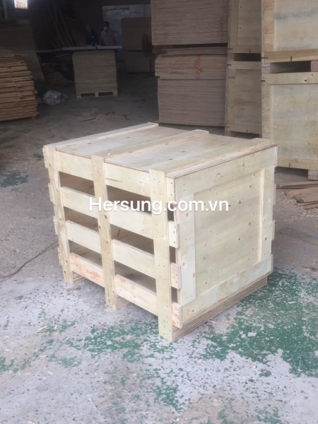 Pallet gỗ